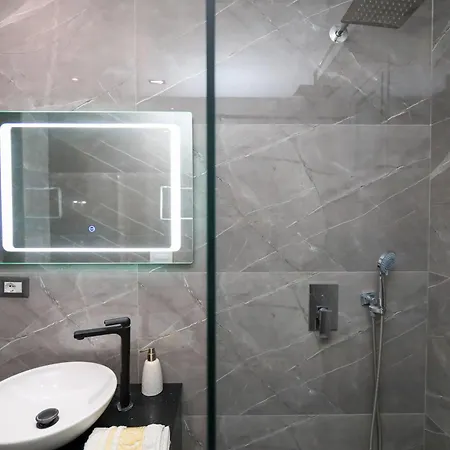 Lejlighed Ha Luxapartment Vlorë